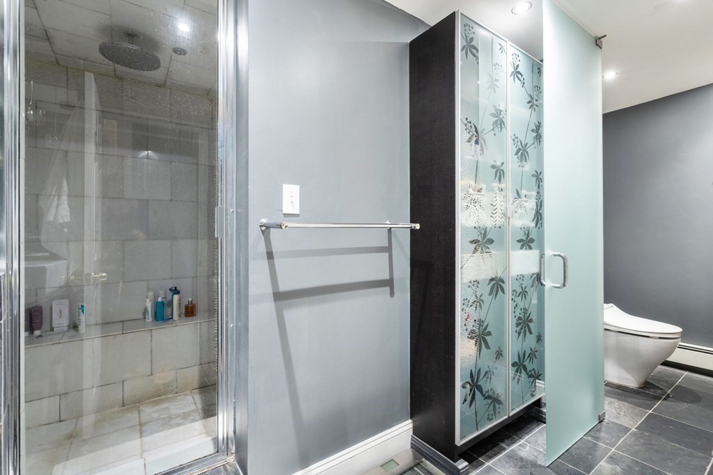 330 1/2 E Street Unit: 1