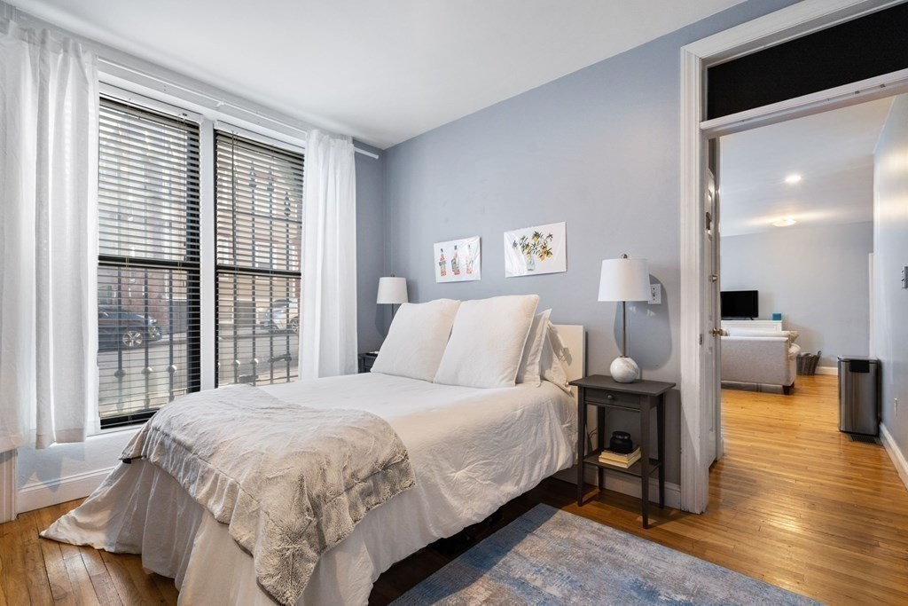 330 1/2 E Street Unit: 1