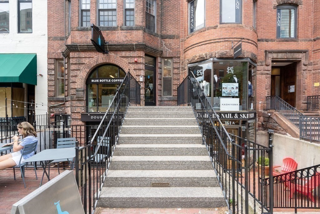 163 Newbury St # 1