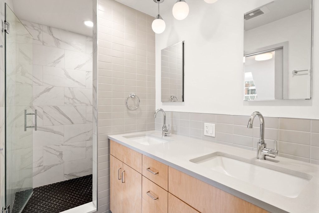 163 Newbury St # 2