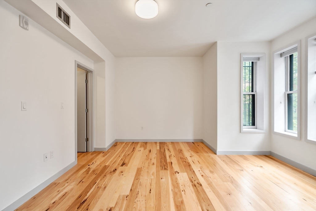 163 Newbury St # 2