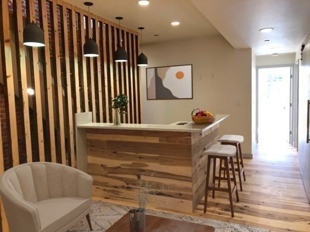 163 Newbury St # 2