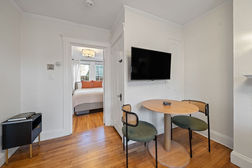 102 Revere St # 4