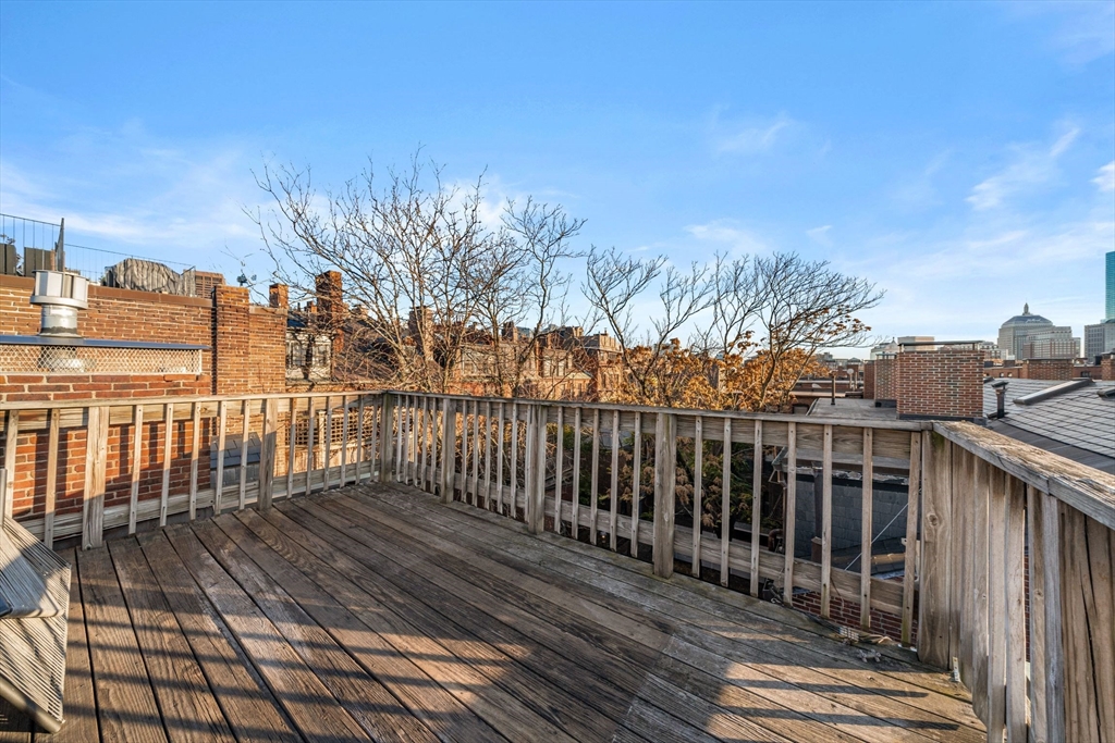 102 Revere St # 4
