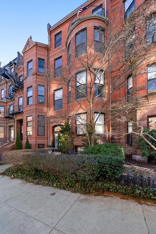 293 Beacon St # 6