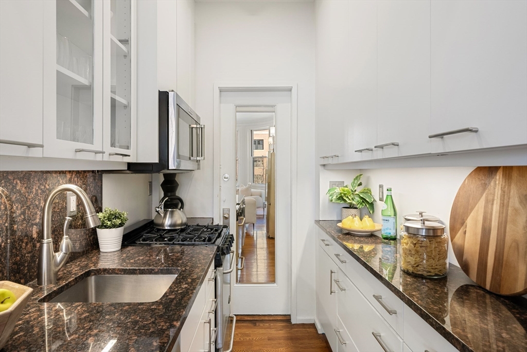 293 Beacon St # 6