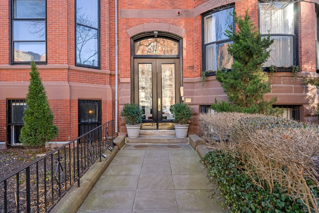 293 Beacon St # 6