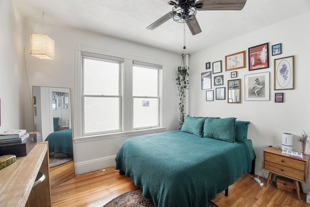 21 Wenham St # 1