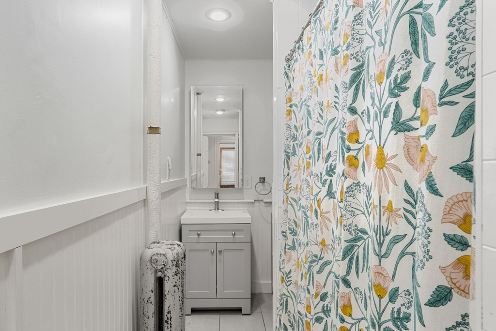 21 Wenham St # 1