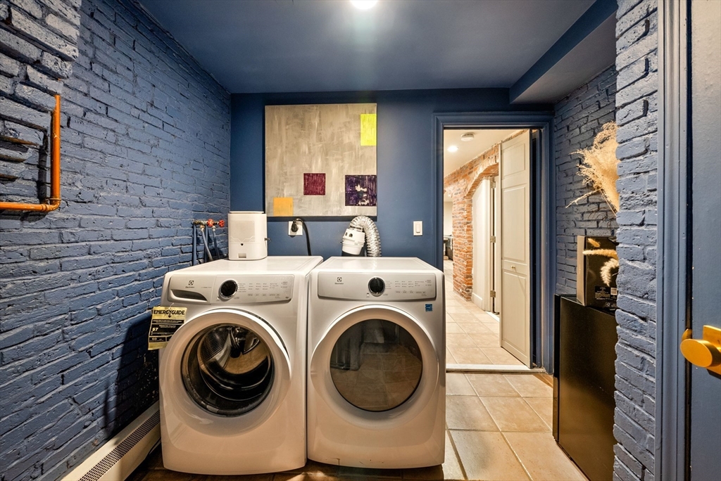 34 Hancock St # 1B