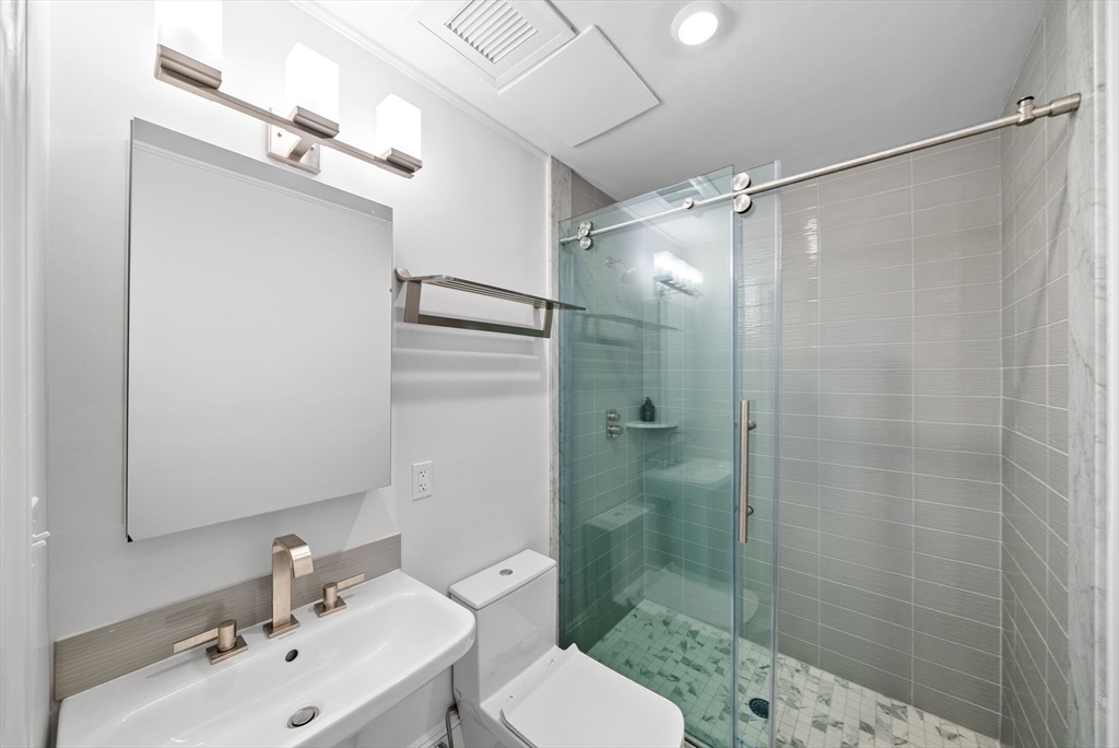 34 Hancock St # 2B