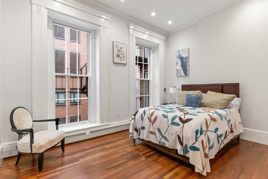 34 Hancock St # 2B