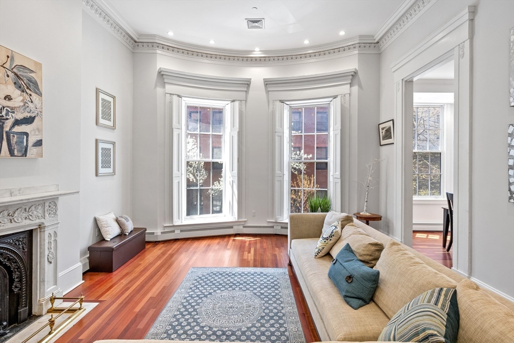 34 Hancock St # 2B