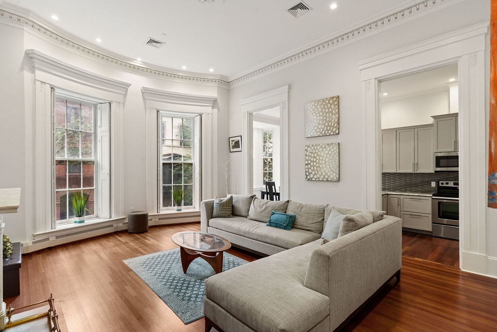 34 Hancock St # 2B