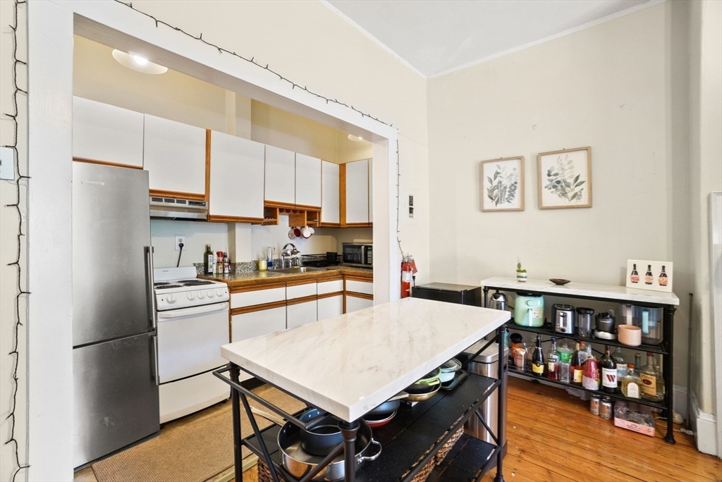 296 Marlborough # 6