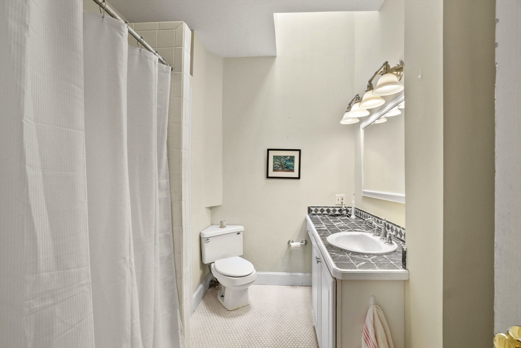 296 Marlborough # 6