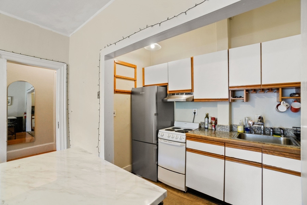 296 Marlborough # 6