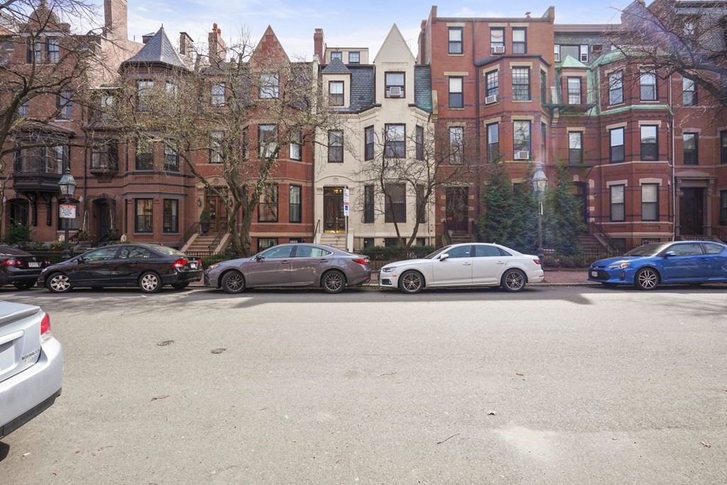 296 Marlborough St. # 1