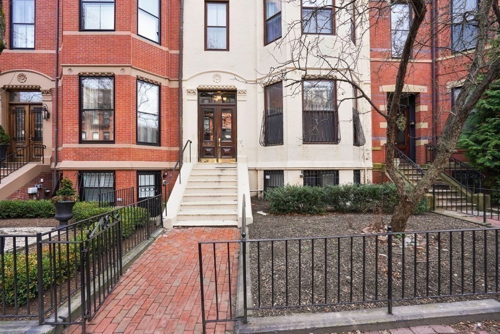 296 Marlborough St. # 1
