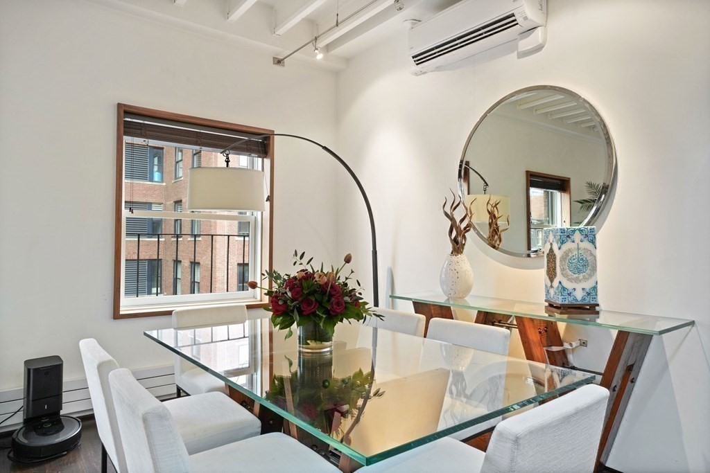 132 Commonwealth Ave Unit: 9PH