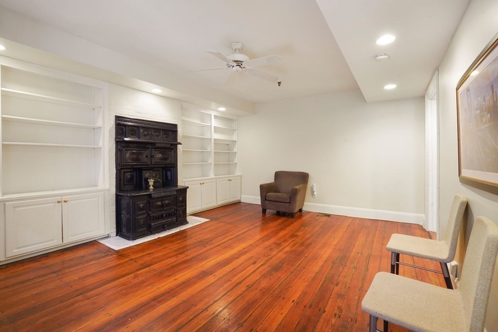 296 Marlborough St. # 1