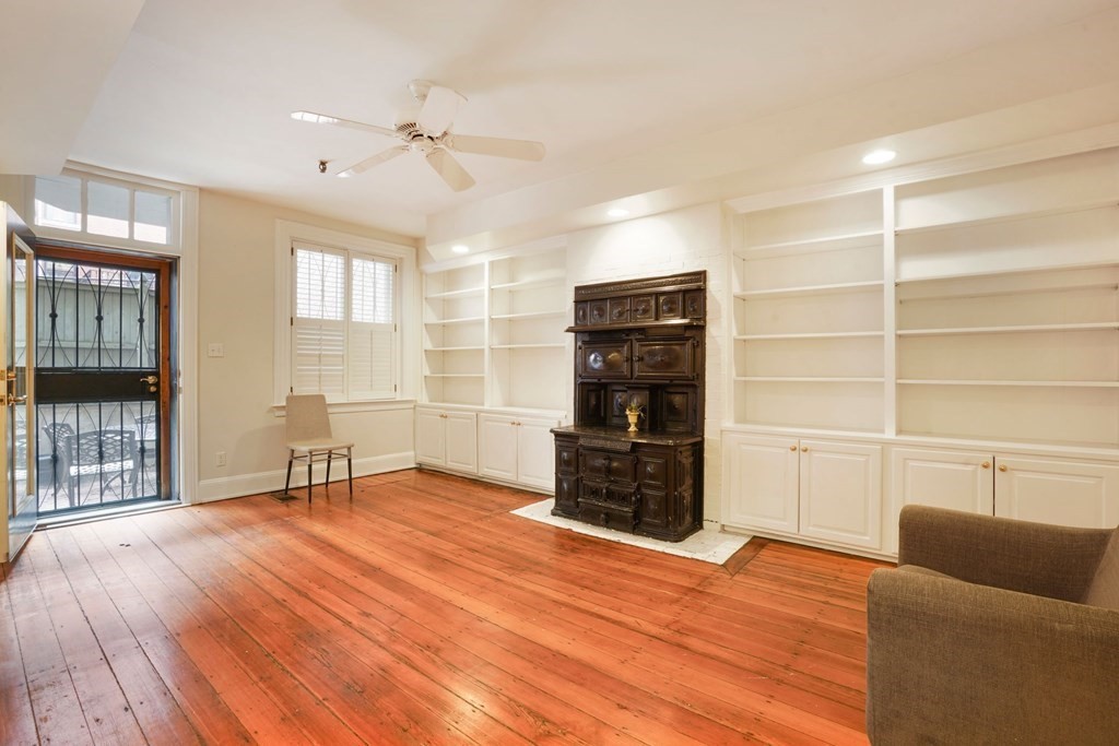 296 Marlborough St. # 1