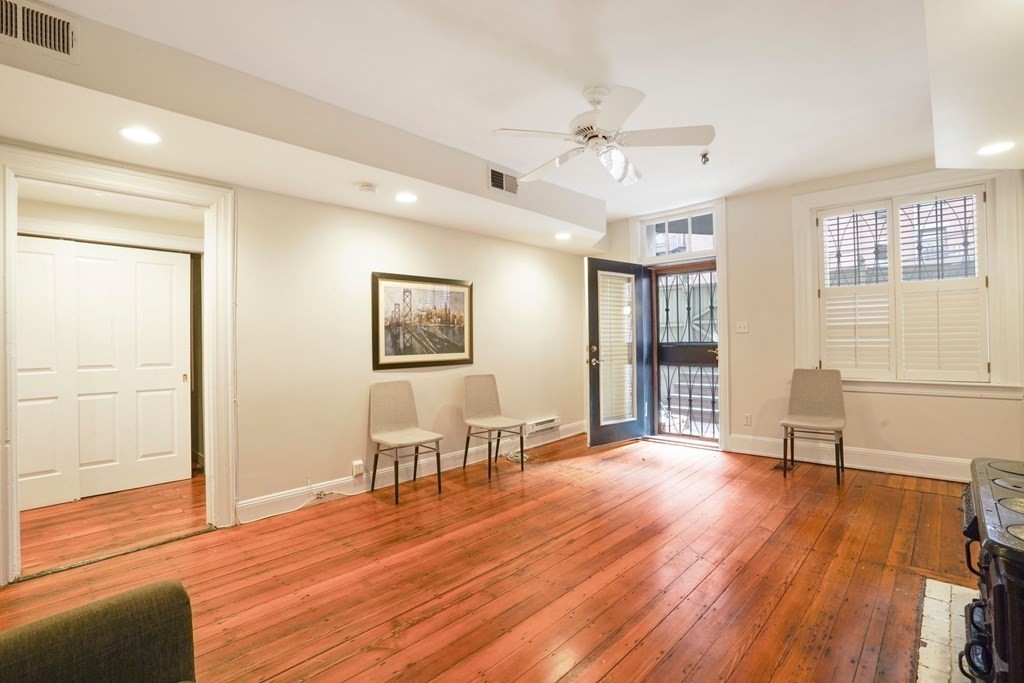 296 Marlborough St. # 1