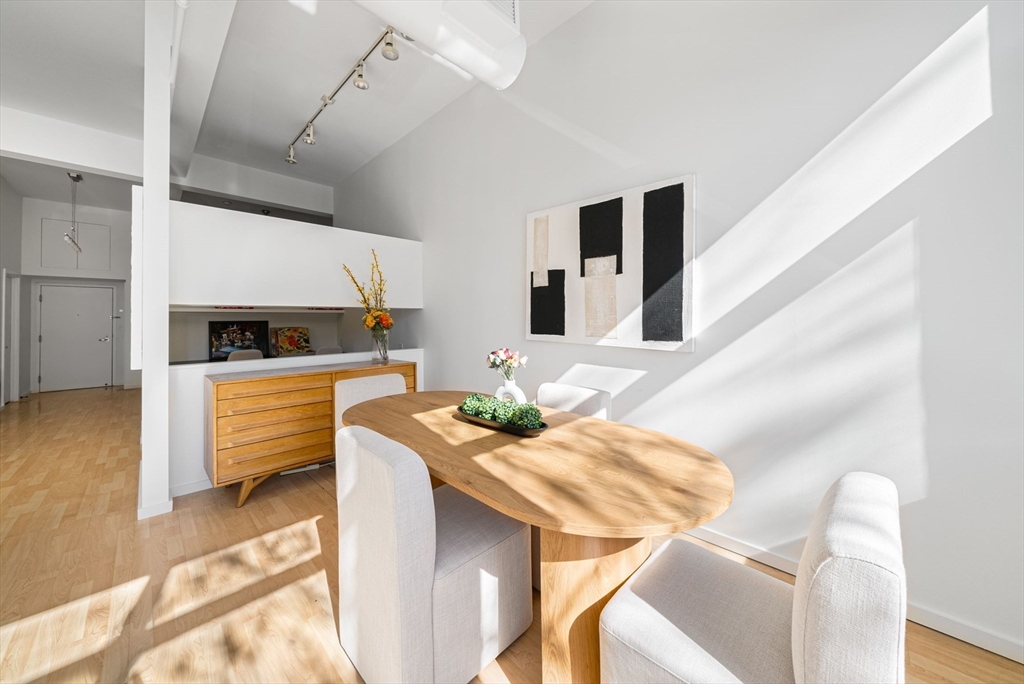 1200 Washington St # 213A, Boston Unit: 213A