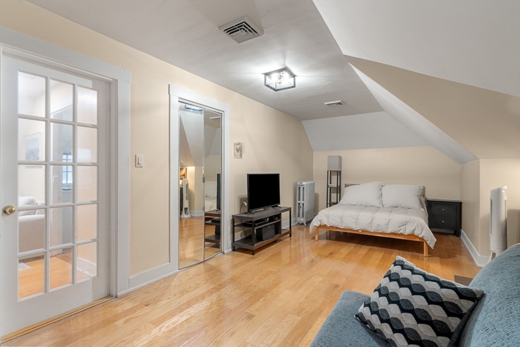 21 Wenham Street # 3, Boston Unit: 3
