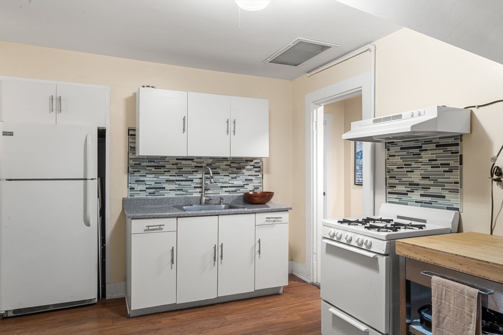 21 Wenham Street # 3, Boston Unit: 3