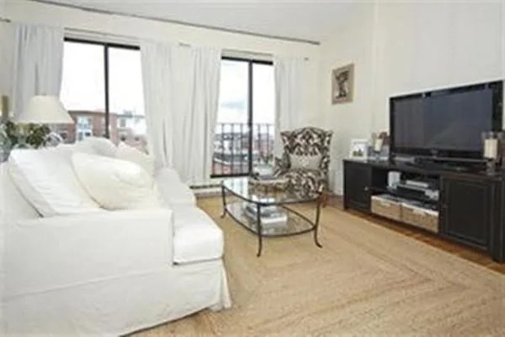 37 West Newton # 6