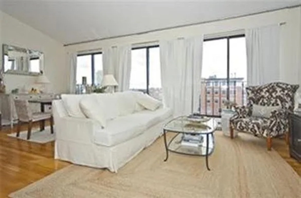 37 West Newton # 6