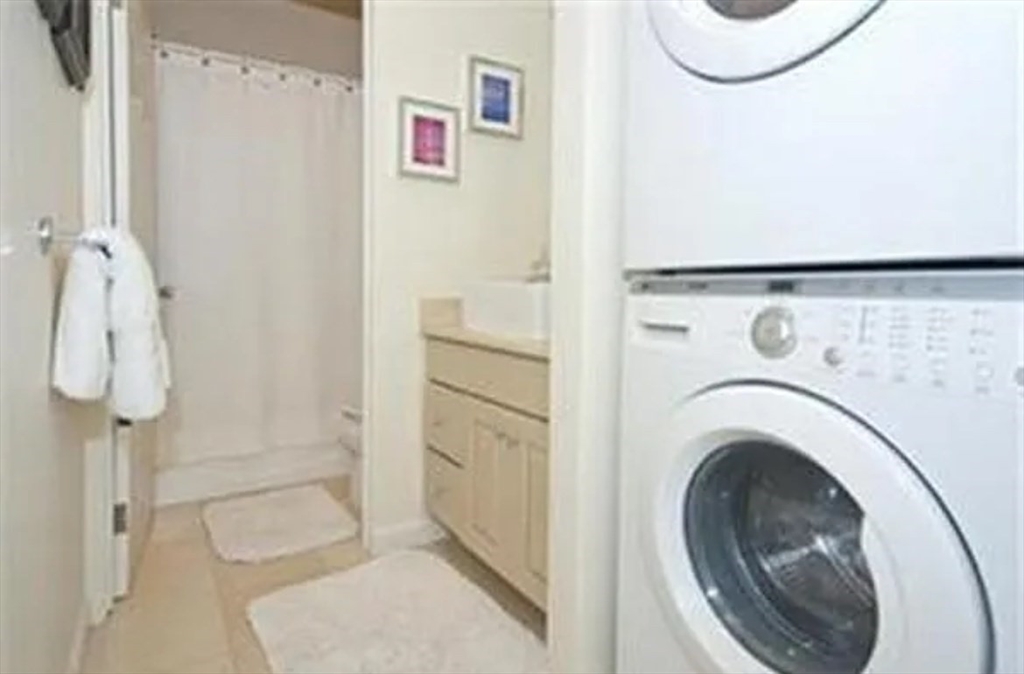 37 West Newton # 6