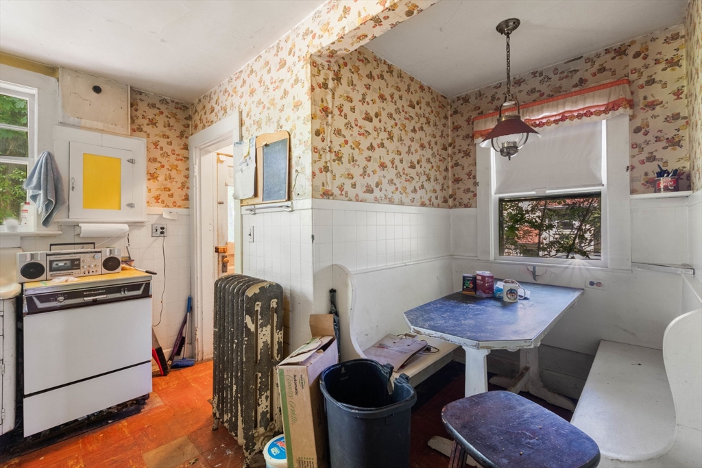 282 Marrett Road