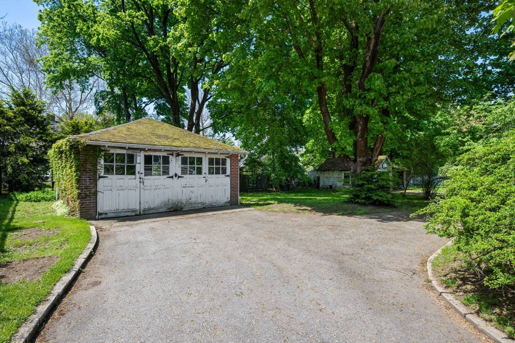 282 Marrett Road