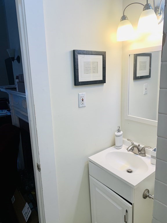 296 Marlborough # 3