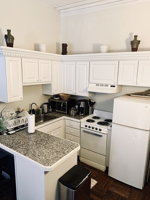 296 Marlborough # 3