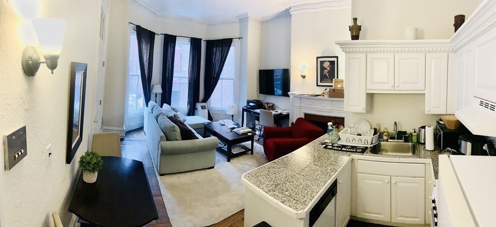 296 Marlborough # 3