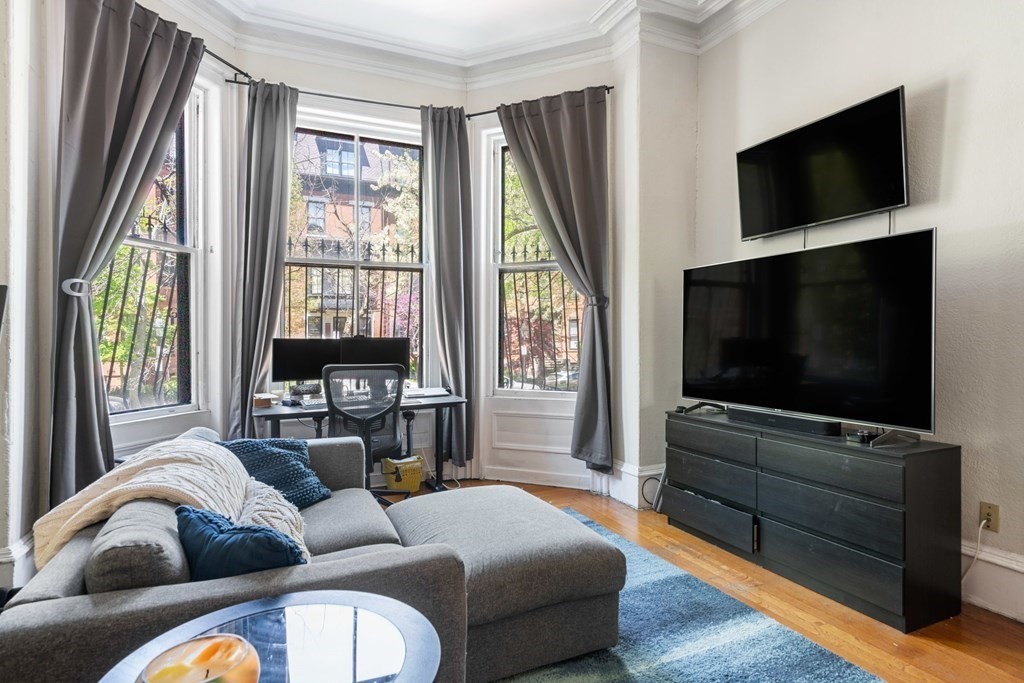 296 Marlborough St # 2