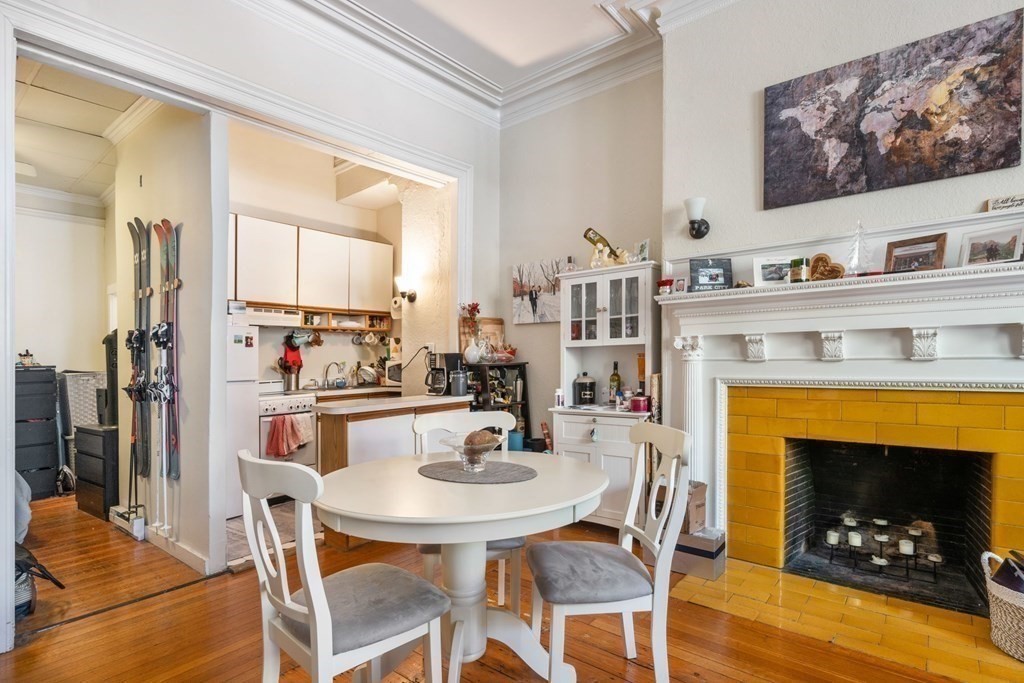 296 Marlborough St # 2