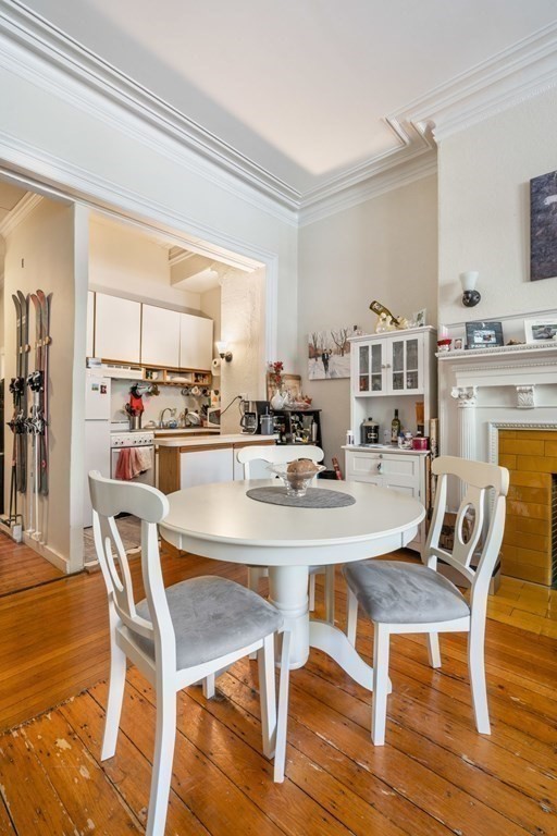 296 Marlborough St # 2