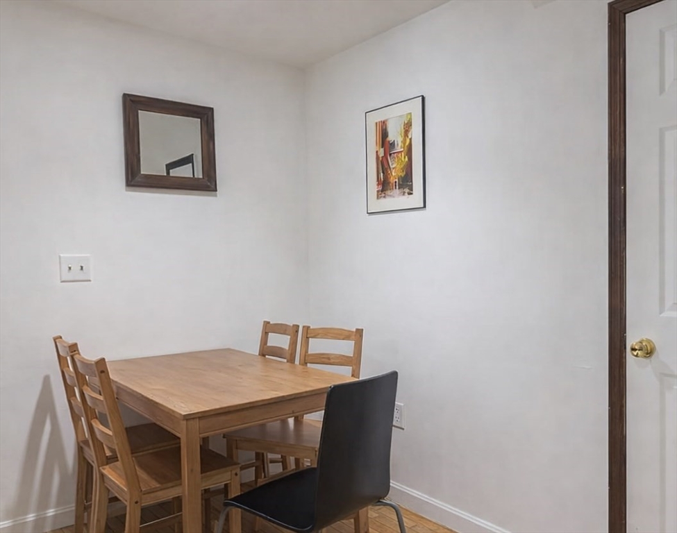 10 Parker Hill Av # 1