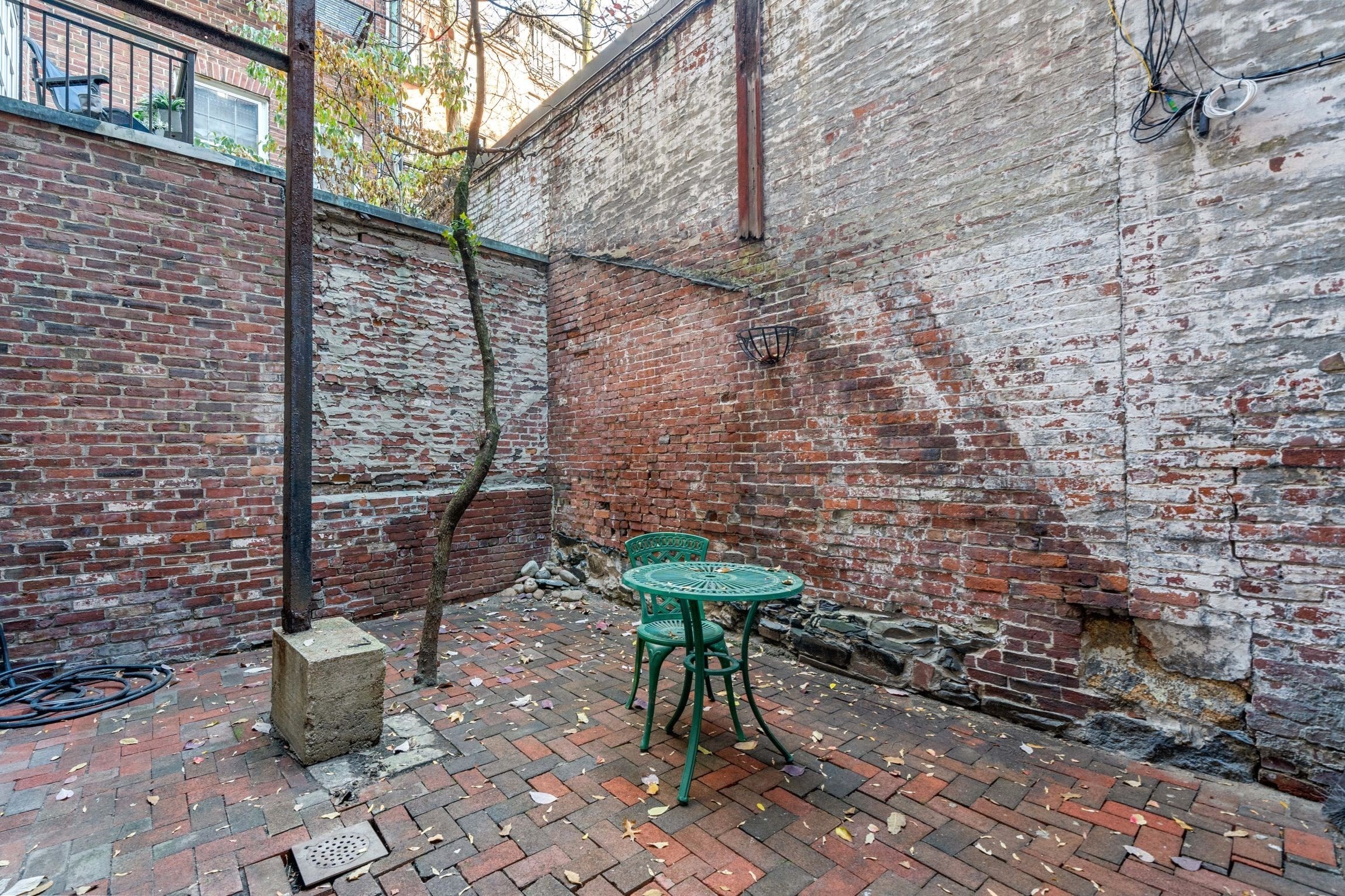 102 Revere St # 1A