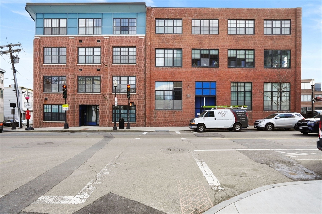 944 Dorchester Ave # 57