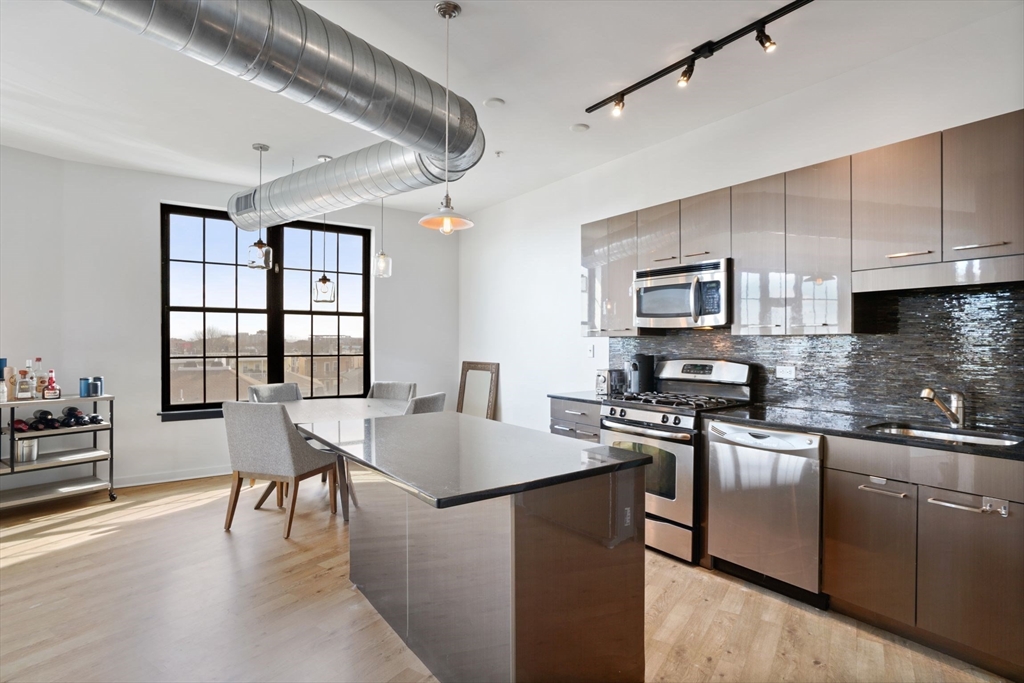 944 Dorchester Ave # 57