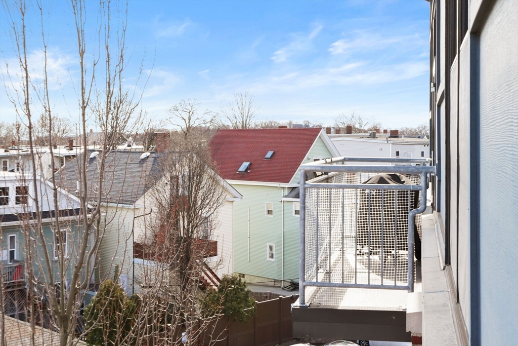 944 Dorchester Ave # 57