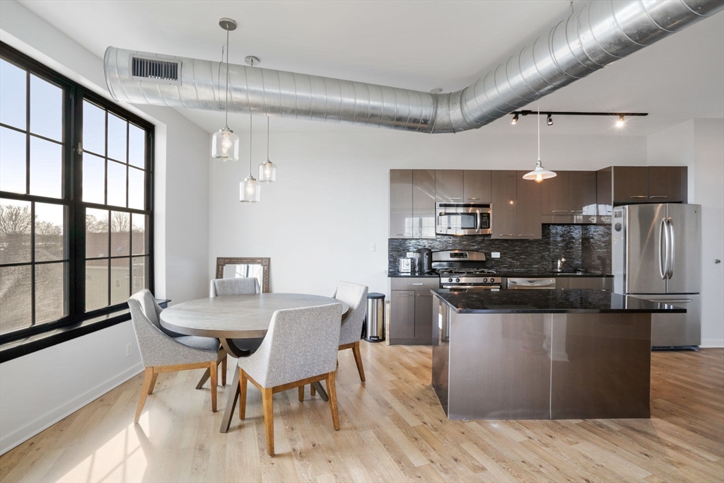944 Dorchester Ave # 57