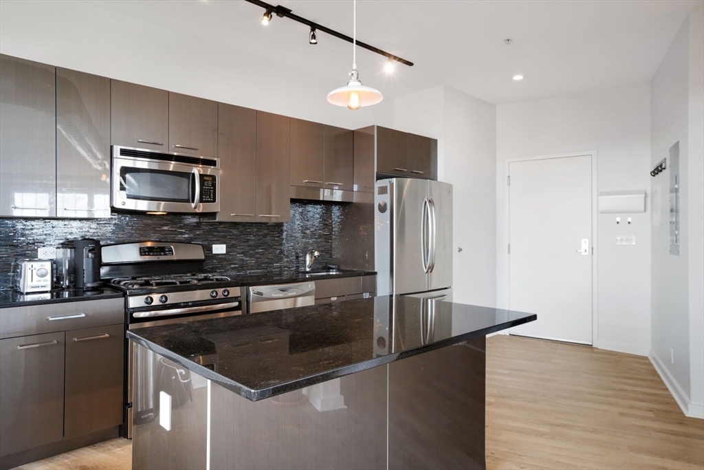 944 Dorchester Ave # 57