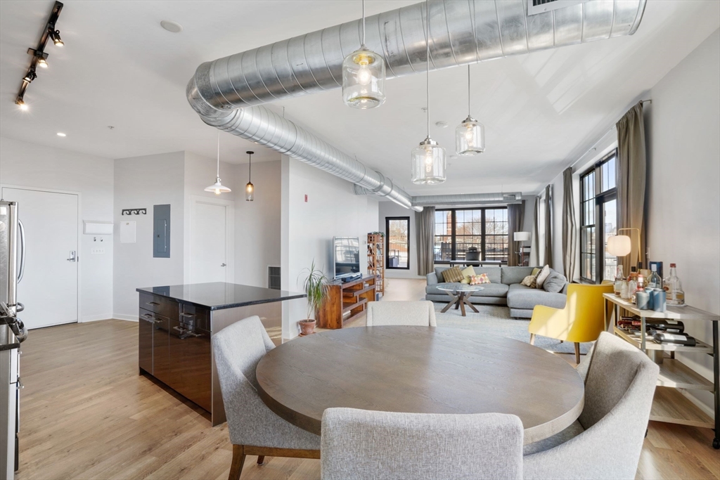 944 Dorchester Ave # 57