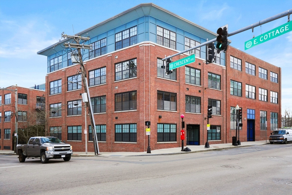 944 Dorchester Ave # 57